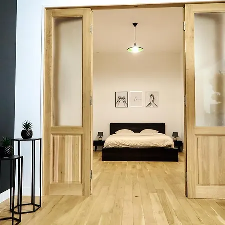 Loft Aux Portes De Paris - Parking Gratuit Apartment *
