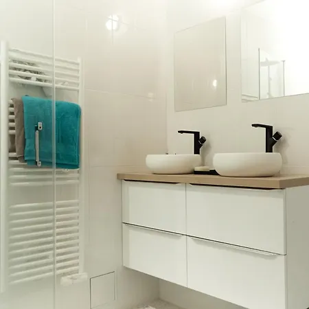 Apartment Loft Aux Portes De Paris - Parking Gratuit Bagnolet