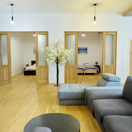 Loft Aux Portes De Paris - Parking Gratuit Bagnolet